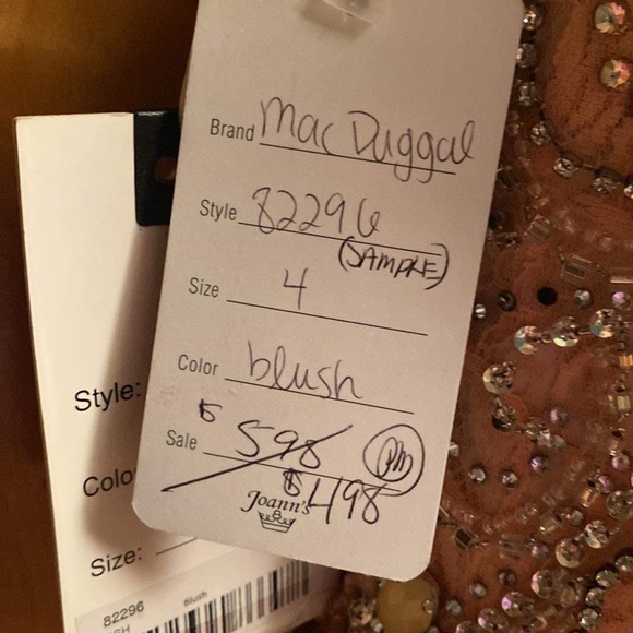 Macduggal blush color new dress size 4 - Picture 3 of 5